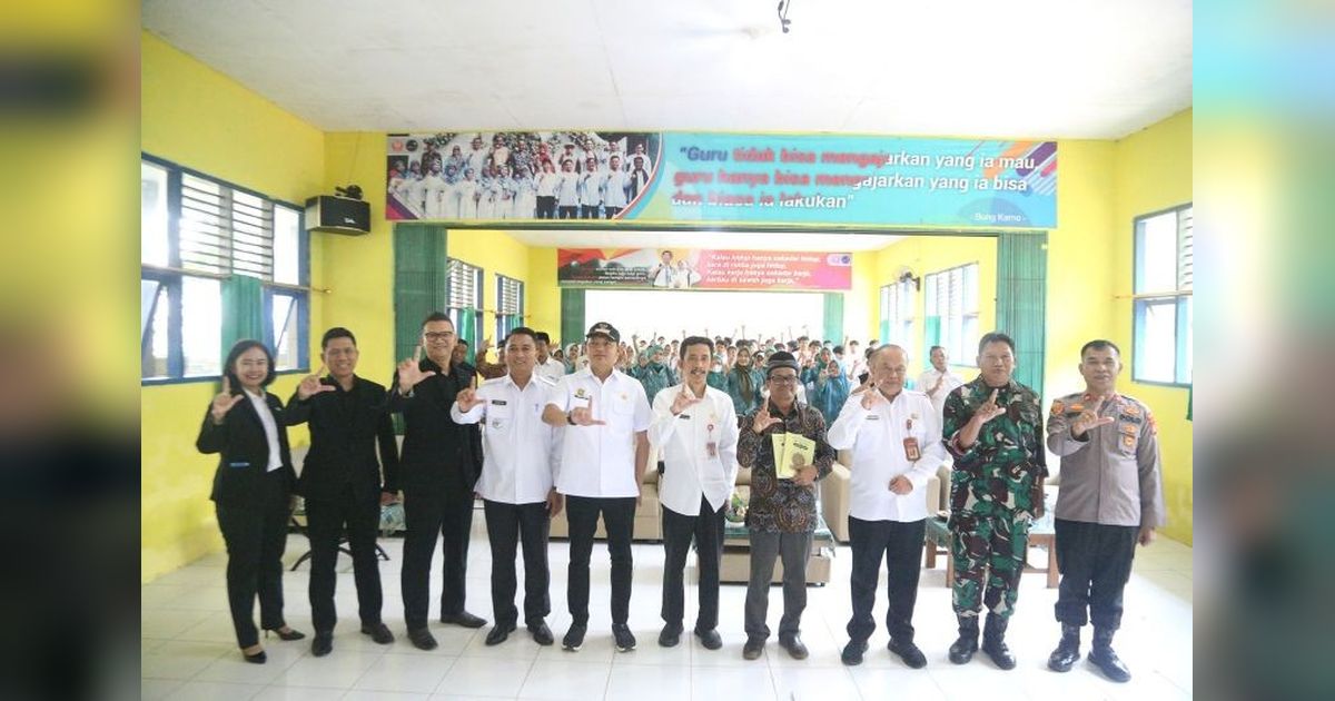 Pemprov Banten Sinergikan Program Membaca dan MBG untuk Pelajar SMA/SMK/MA