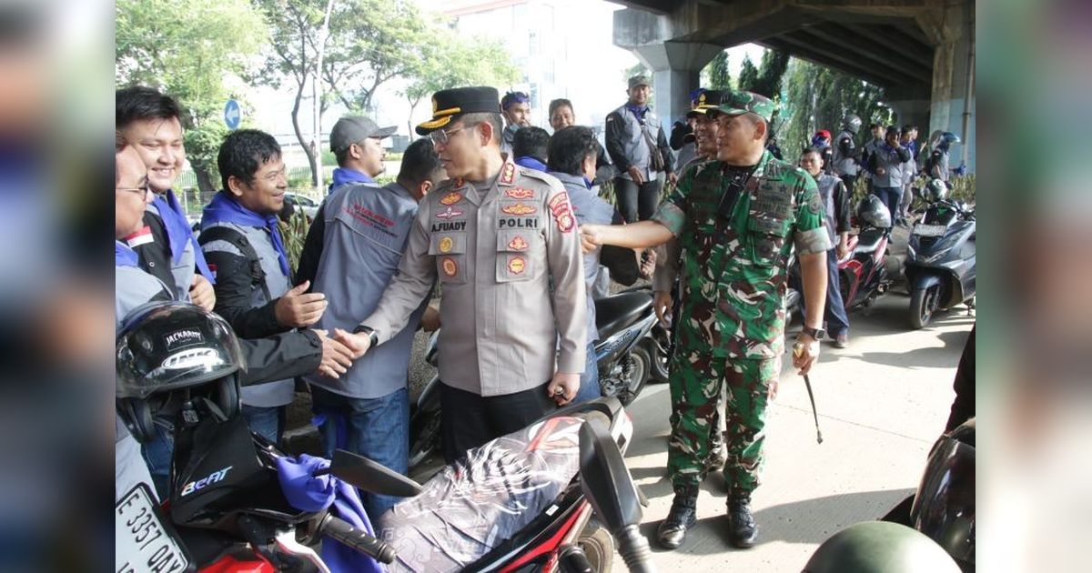 Ribuan Personel Kawal Aksi Buruh Jakarta Utara di May Day 2025