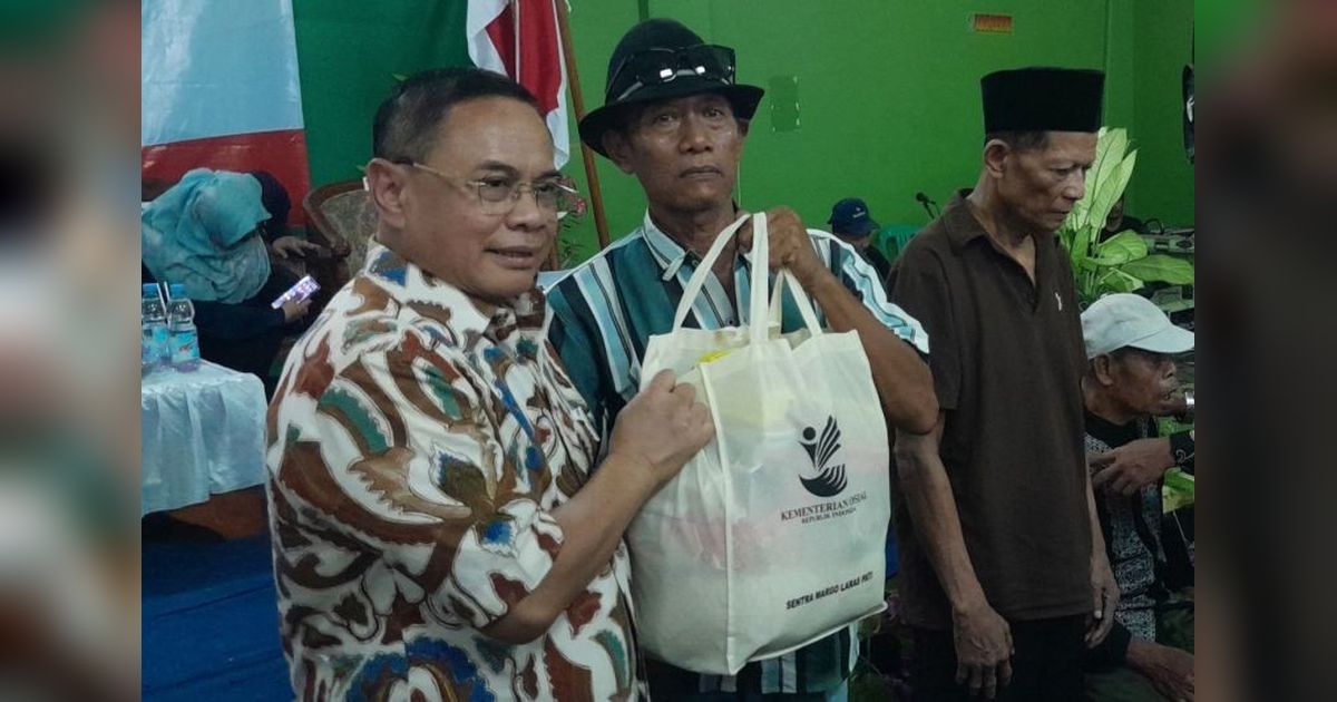 Kemensos Salurkan Bantuan Rp619 Juta untuk Warga Pati, Ringankan Beban Masyarakat Kurang Mampu