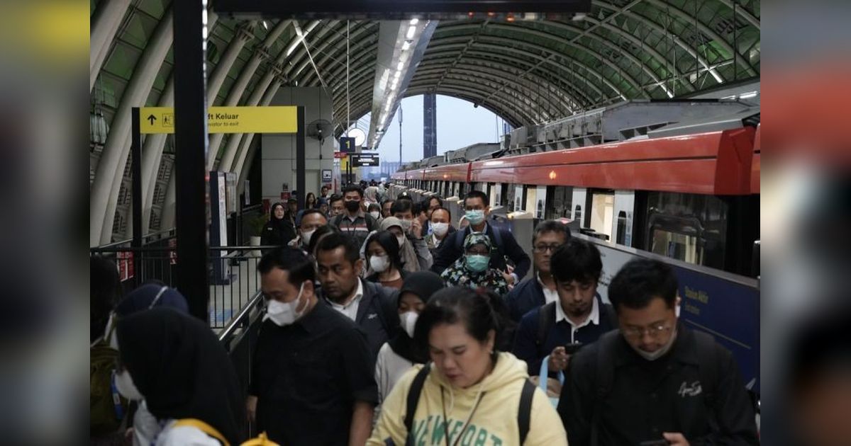 LRT Jabodebek Raih 8,4 Juta Penumpang Hingga April 2025!