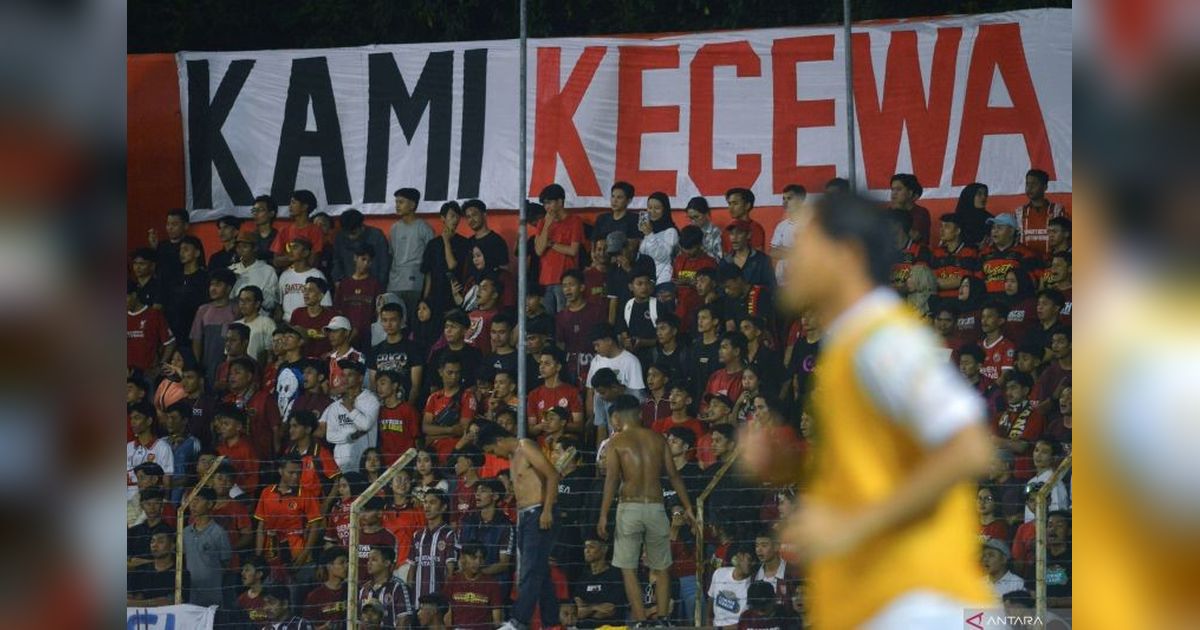 Sepak Bola Indonesia: Kesenjangan Harga Tiket dan Kelas Pekerja