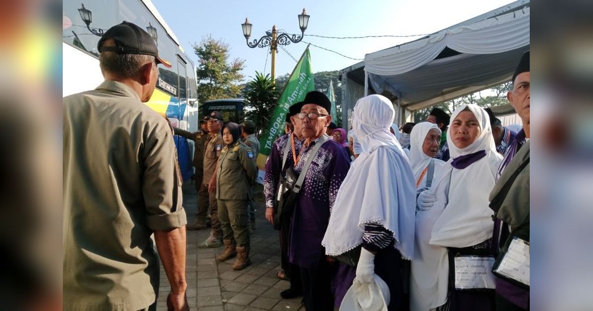 Wabup Lombok Tengah Ingatkan JCH Jaga Kesehatan Selama di Tanah Suci