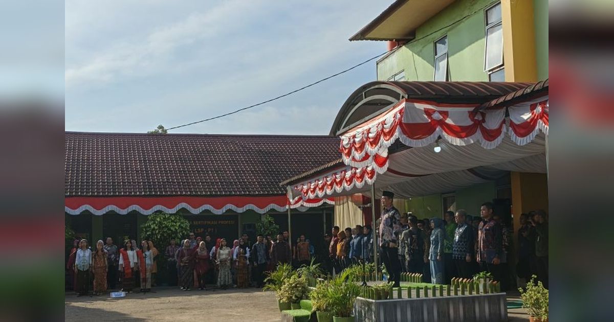 Gubernur Kalbar Pastikan Semua Anak Mengakses Pendidikan: Sekolah Baru hingga BOS Rp1,8 Juta