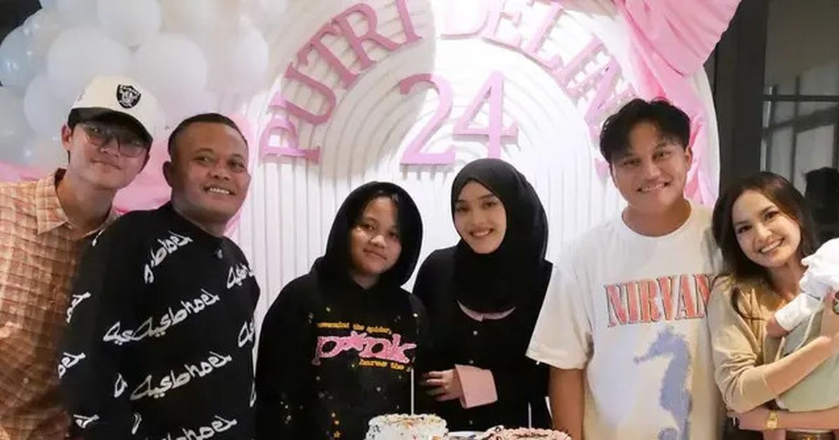 6 Potret Terbaru Mahalini dengan Outfit Cewek Bumi Sambil Gendong Baby Selina di Momen Ulang Tahun Putri Delina