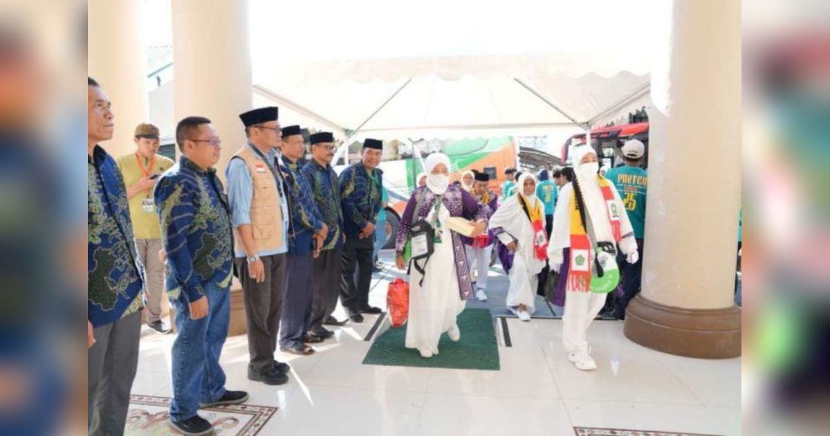 230 Calon Haji Sinjai Tiba di Asrama Haji Sudiang, Siap Menuju Tanah Suci