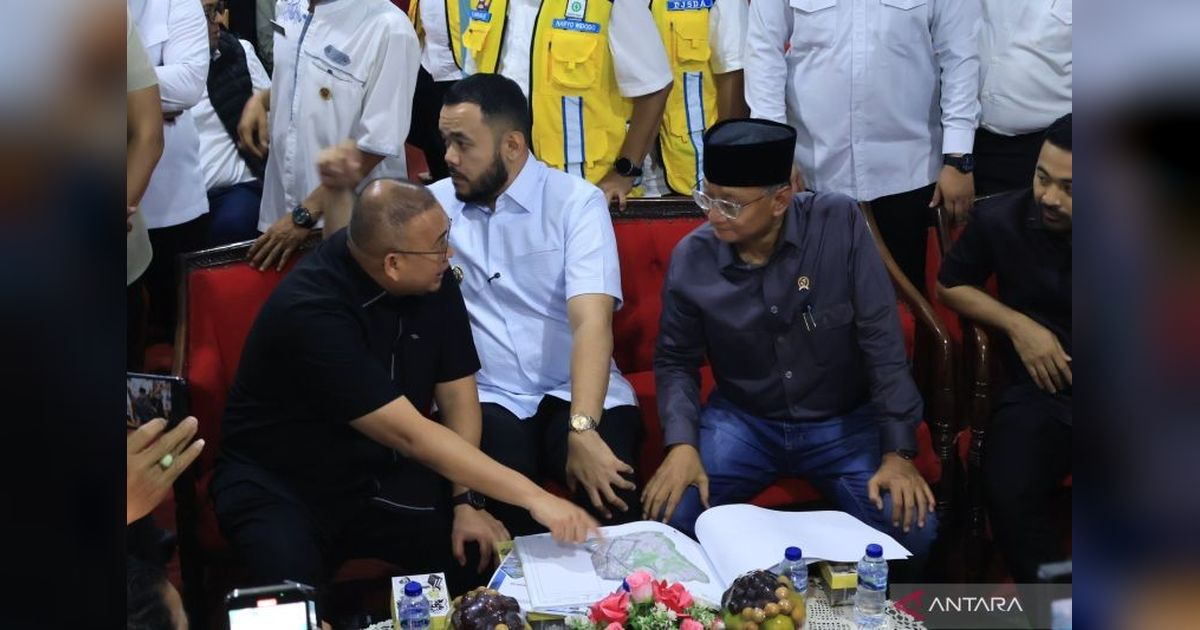 Kementerian PUPR Siap Tanggulangi Banjir Puluhan Tahun di Padang