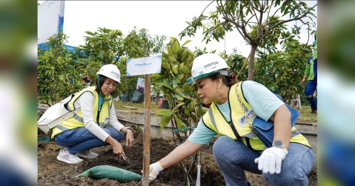 TPS Ajak Pelanggan Lestarikan Lingkungan lewat Penanaman Pohon Buah