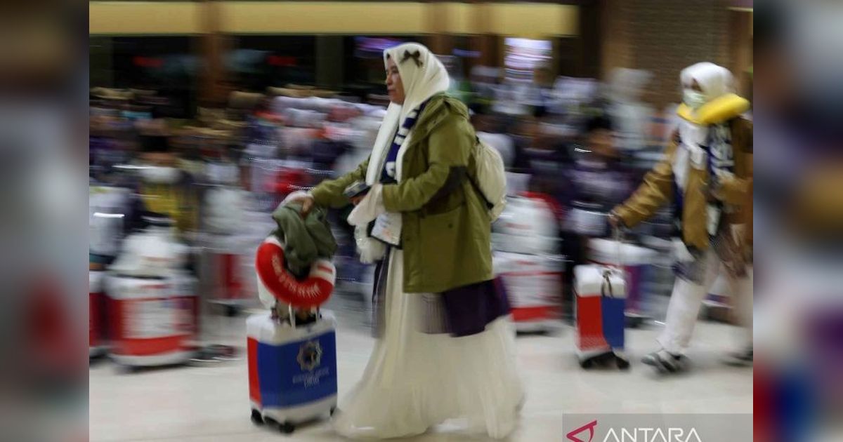 Calon Haji Diimbau Jaga Asupan Cairan Hadapi Cuaca Panas Ekstrem di Tanah Suci