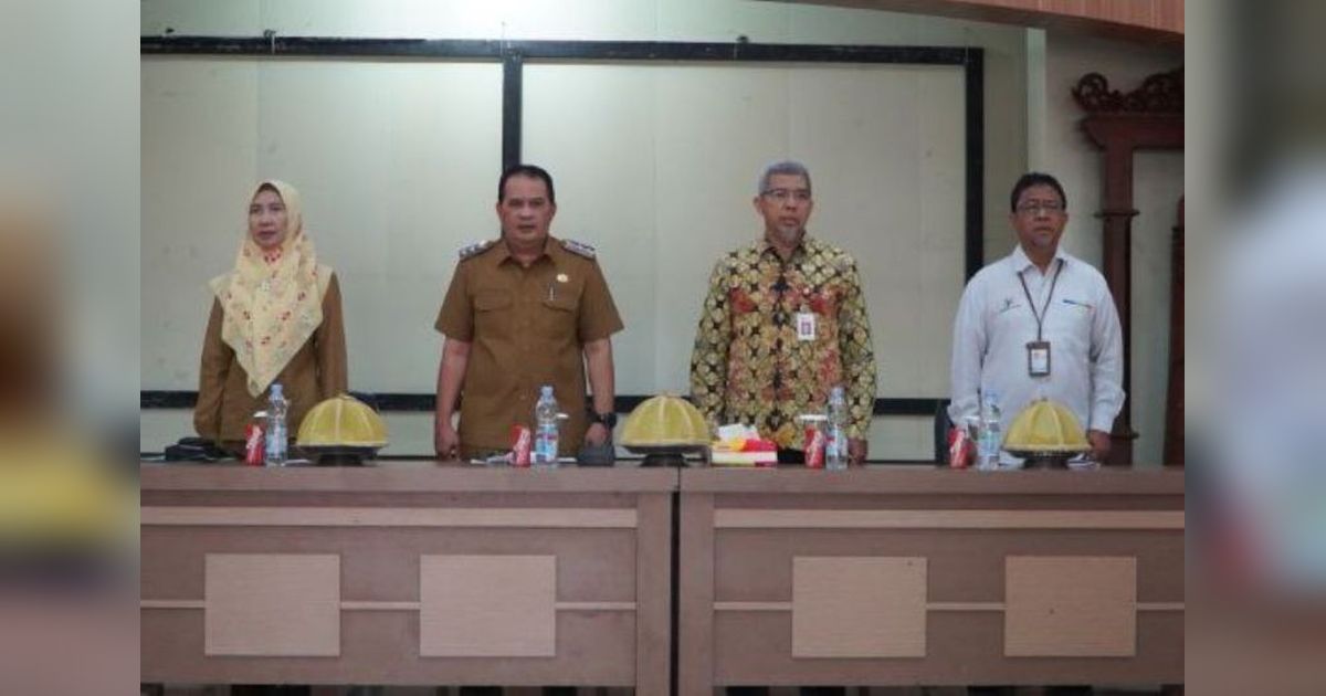 OJK Sulselbar dan TPAKD Maros Rumuskan Strategi Akses Keuangan 2025
