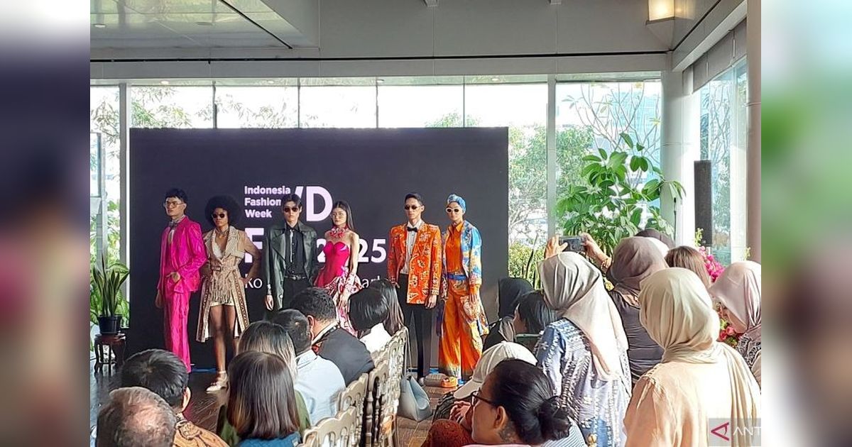 Indonesia Fashion Week 2025: Ronakultura Jakarta, Perpaduan Budaya dan Modernitas