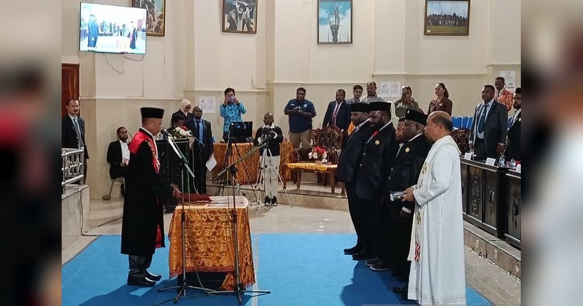 Pimpinan Definitif DPRD Jayawijaya Resmi Dilantik, Fokus Tangani Banjir Wamena