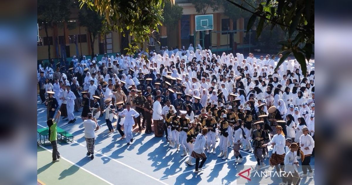 Bupati Kudus Ajak Siswa Manfaatkan Teknologi untuk Tingkatkan Minat Baca