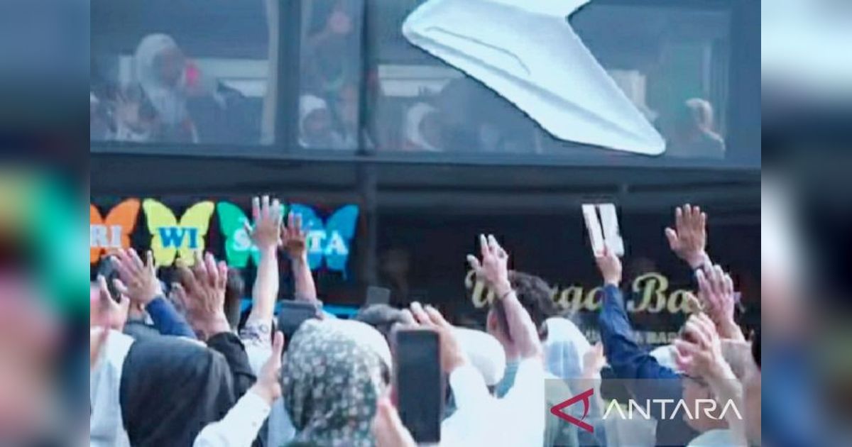 435 Calon Haji Karawang Berangkat ke Tanah Suci, Doa untuk Kelancaran Ibadah