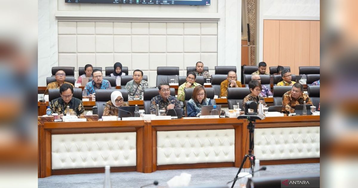 Perang Dagang Global: Strategi Indonesia Jaga Muruah Industri Nasional