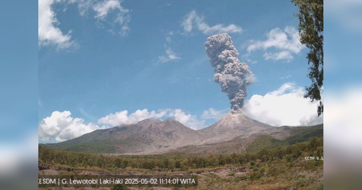 Gunung Lewotobi Laki-laki Erupsi Dua Kali, Warga Diminta Jauhi Radius 6 Km