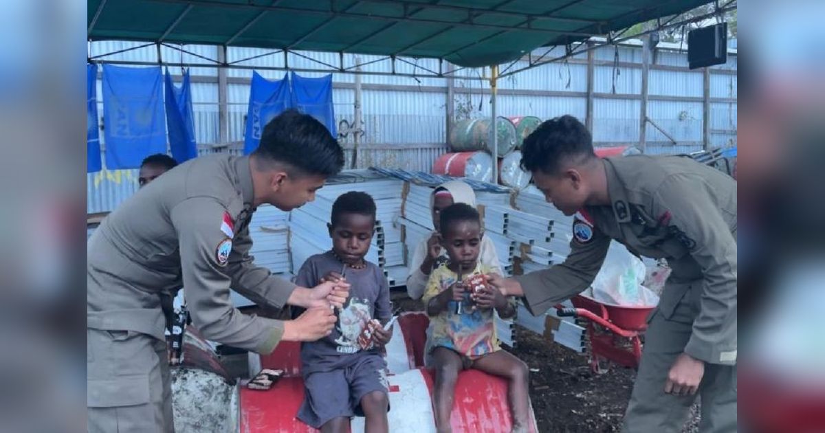 Satgas Damai Cartenz Tebar Kebaikan: Pendekatan Humanis Raih Hati Anak-Anak Mulia