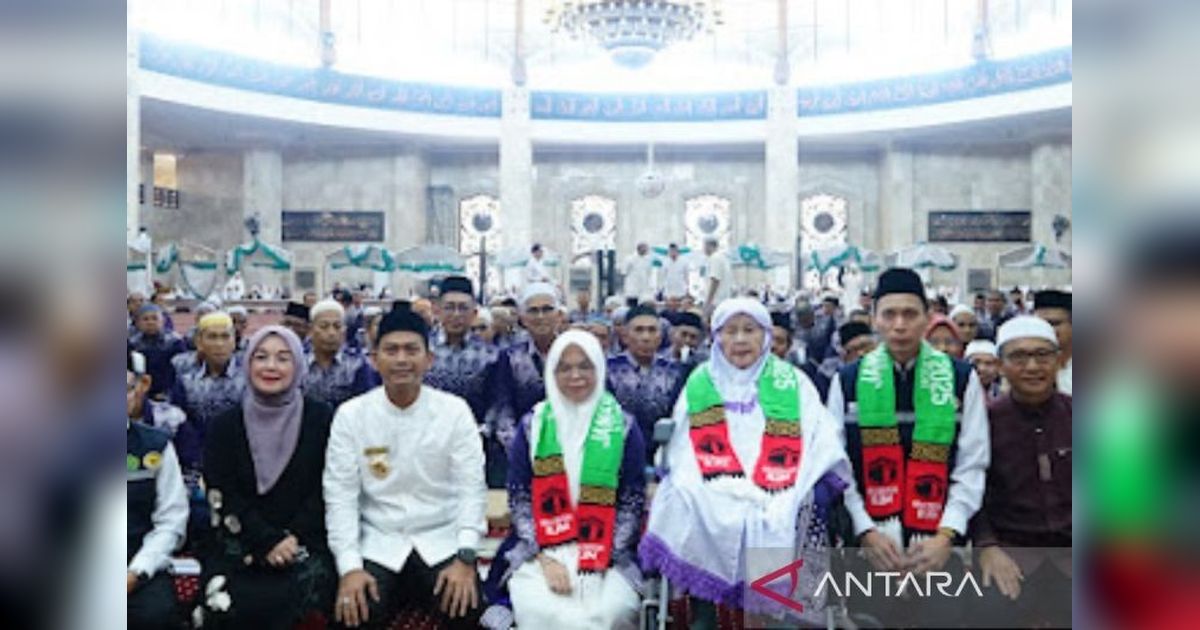 Calon Haji Banjarmasin Terdepan: Kloter Pertama Menuju Tanah Suci Tahun 2025