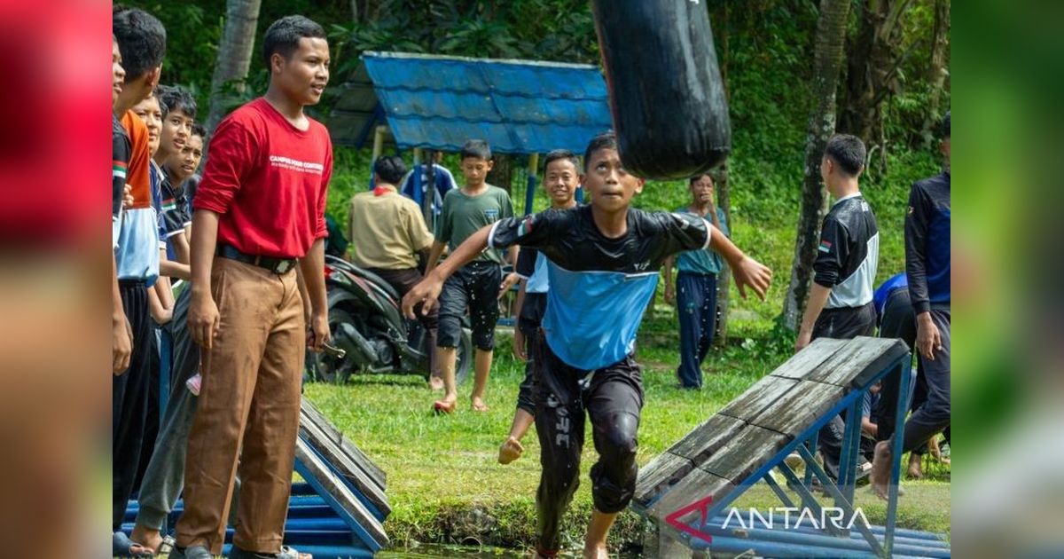 Gontor Magelang Berikan Trauma Healing pada Santri Pasca Longsor