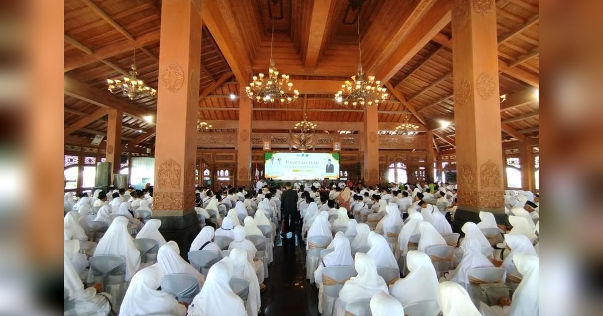 461 Jamaah Haji Ponorogo Siap Berangkat ke Tanah Suci, Bupati Titip Pesan Kebersamaan