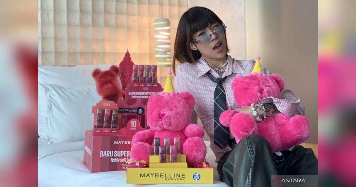 Maybelline dan Ramengvrl Luncurkan 5 Warna Baru Super Stay Teddy Tint