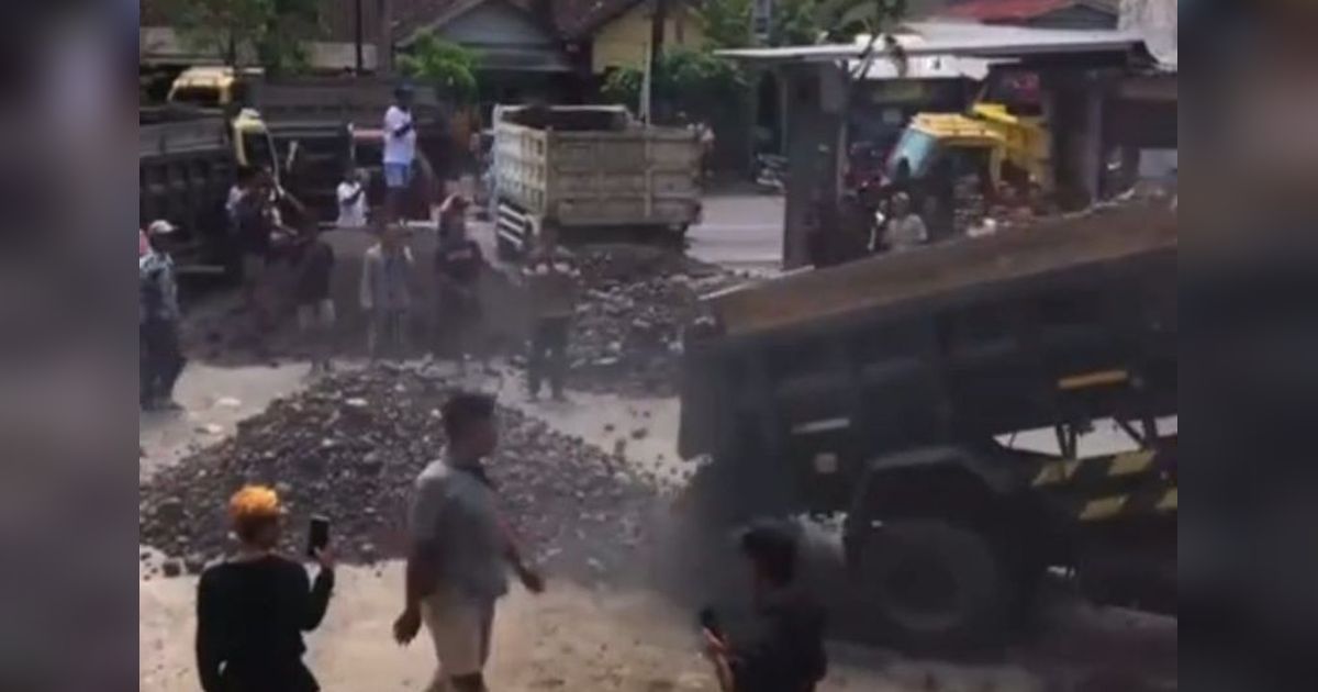 Polisi Lombok Timur Tegas: Tak Ada Toleransi Blokir Jalan Negara Akibat Kenaikan Pajak