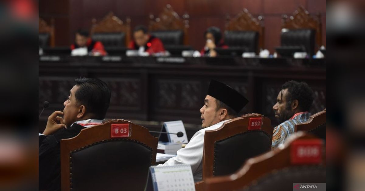 MK Tolak Gugatan Sengketa Pilkada Puncak Jaya, Yuni Wonda-Mus Kogoya Menang