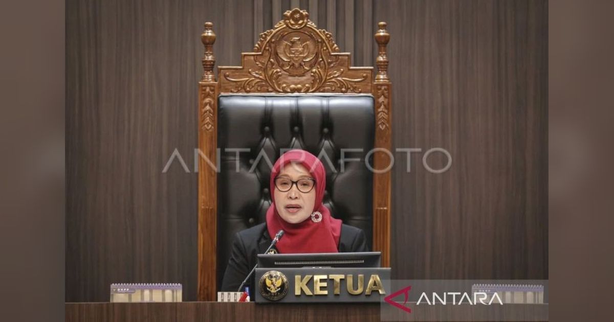 DKPP Pulihkan Nama Baik Tujuh Anggota Bawaslu Sulsel Setelah Sidang Etik