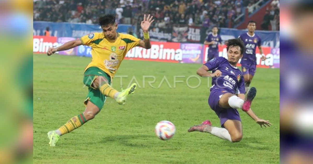Dramatis! Persik Kediri Tahan Imbang Persebaya Surabaya 3-3