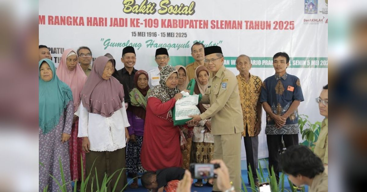 Pemkab Sleman Salurkan Bansos di 17 Kecamatan dalam Rangka HUT ke-109