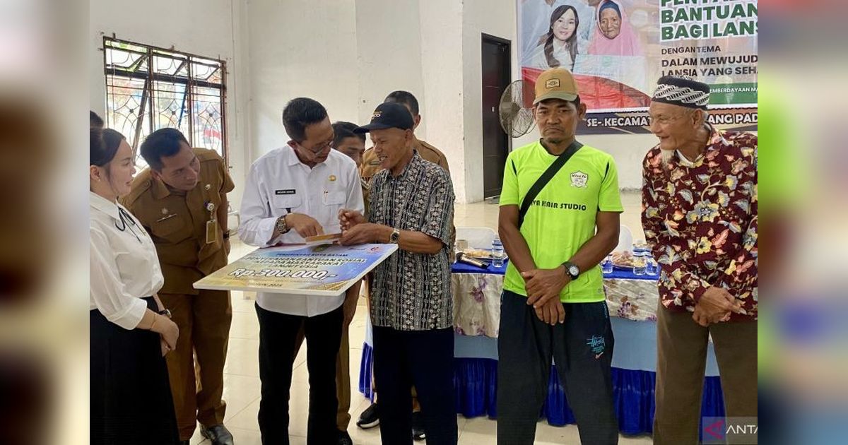 Bansos Pemkot Batam untuk Lansia di Enam Pulau Perbatasan: Rp300 Ribu per Bulan
