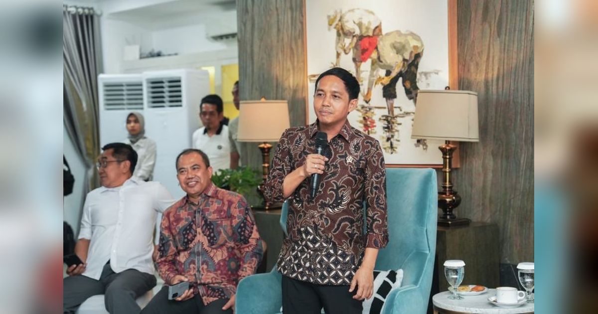 Menhut Tekankan Keseimbangan Kelola Hutan dan Pembangunan: Riau Jadi Contoh