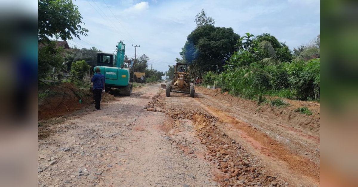 Rekonstruksi Jalan Simpang Unit VIII-Gedung Aji Ditargetkan Rampung 2025