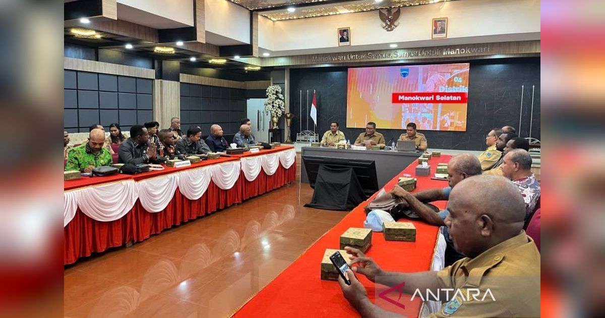 Pemkab Manokwari Sepakati Perubahan Nama Distrik, Libatkan Tokoh Adat