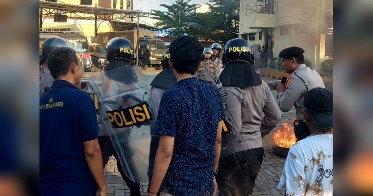 Polres Tanjung Priok Tingkatkan Keterampilan Personel Hadapi Unjuk Rasa dan Ancaman Kebakaran