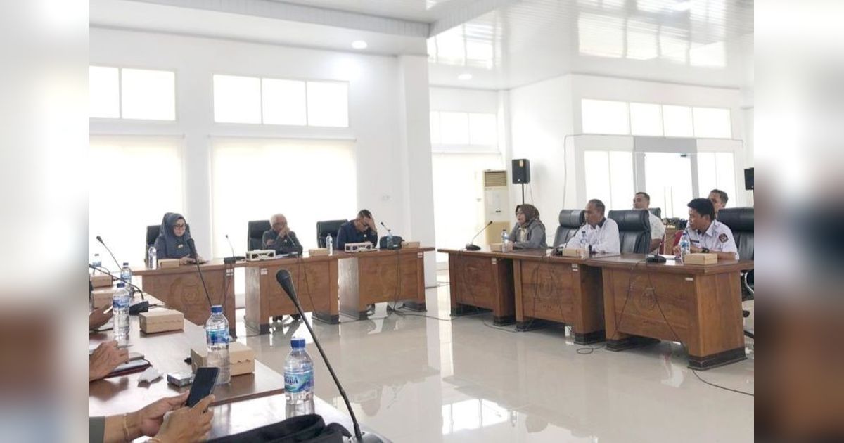 KPU Sigi Kembalikan Sisa Dana Hibah Pilkada 2024 Sebesar Rp5,7 Juta