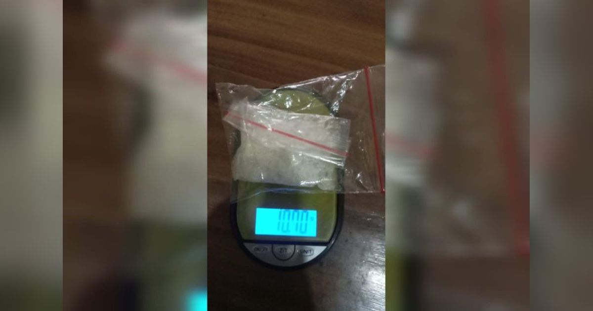 Wanita 51 Tahun Ditangkap Polisi, Edarkan Sabu 10,7 Gram di Muna