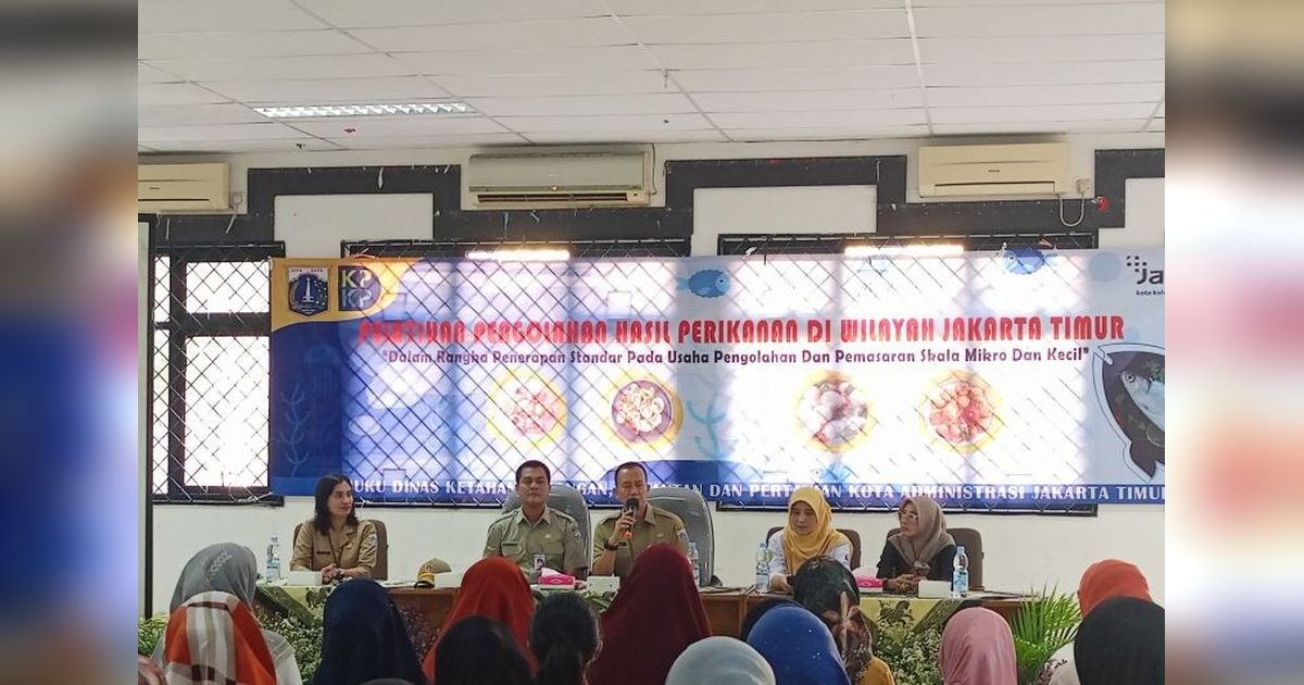 Pemkot Jaktim Latih Warga Olah Hasil Perikanan: Tingkatkan Gizi Keluarga