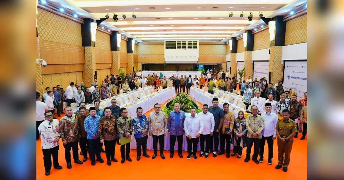 Gubernur Riau Usul Pembangunan Rel Kereta Api Batubara: Solusi Atasi Kerusakan Jalan?