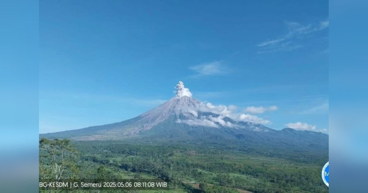 Gunung Semeru Erupsi Tiga Kali, Letusan Capai 700 Meter!