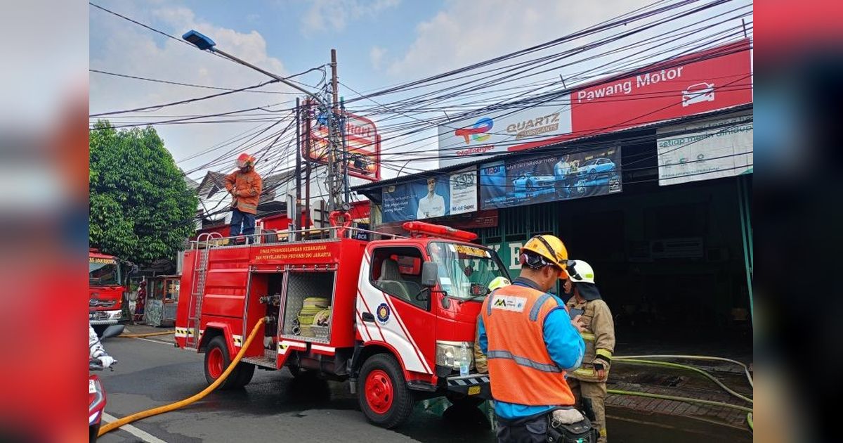 Pemkot Jaktim Imbau Warga Miliki APAR: Mitigasi Risiko Kebakaran yang Meningkat