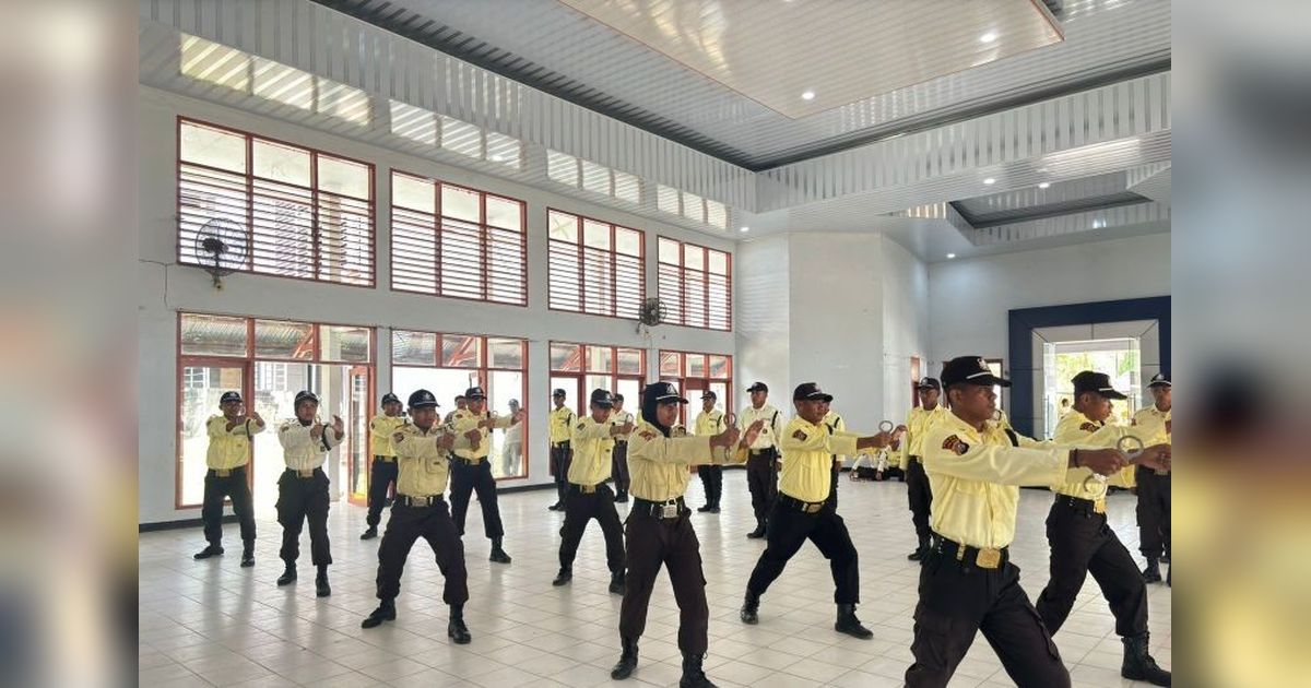 15 Warga Kolaka Utara Kantongi Kerja Lewat Program PLN Peduli