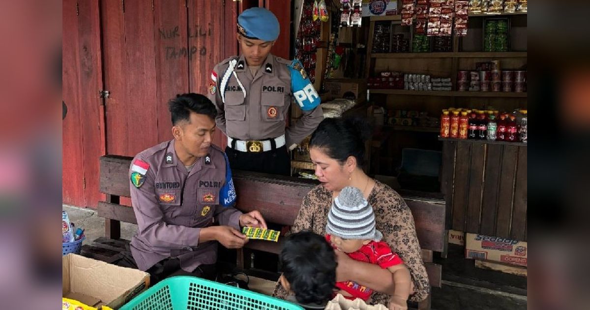 Polri Gelar Pemeriksaan Kesehatan Warga di Oksibil, Papua Pegunungan