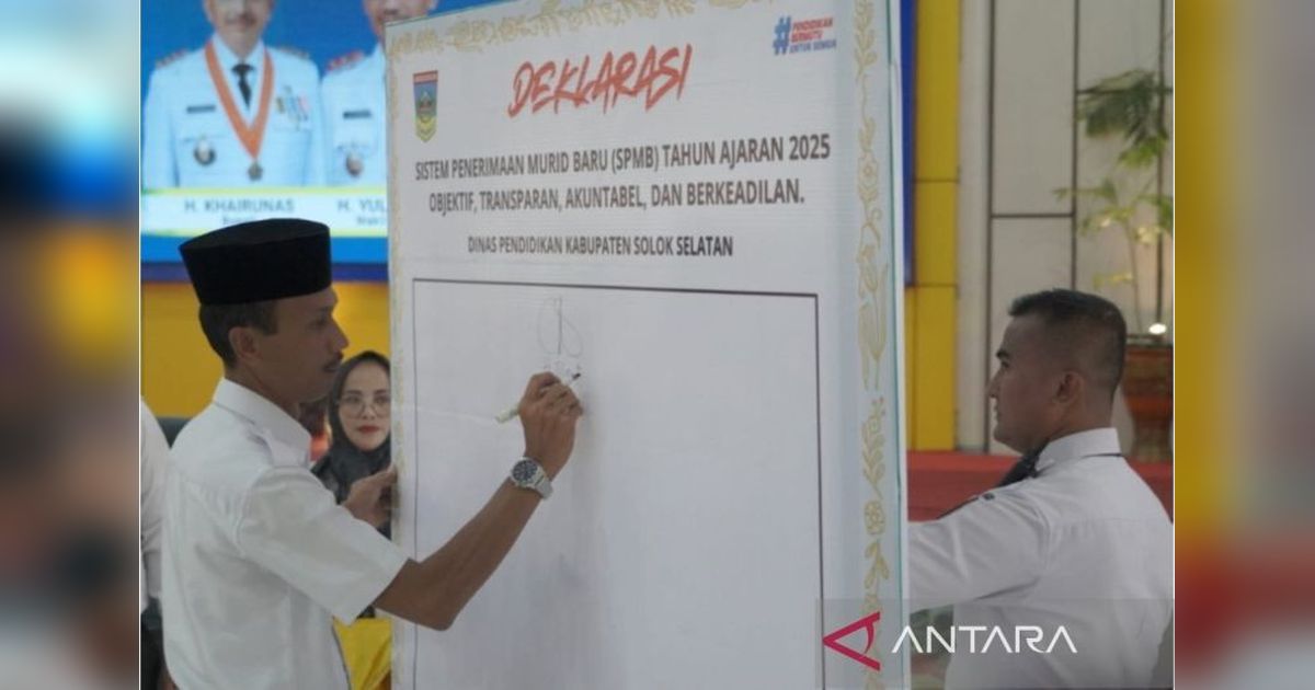 Solok Selatan Luncurkan Sipembidik: Aplikasi Penerimaan Siswa Baru yang Transparan dan Akuntabel