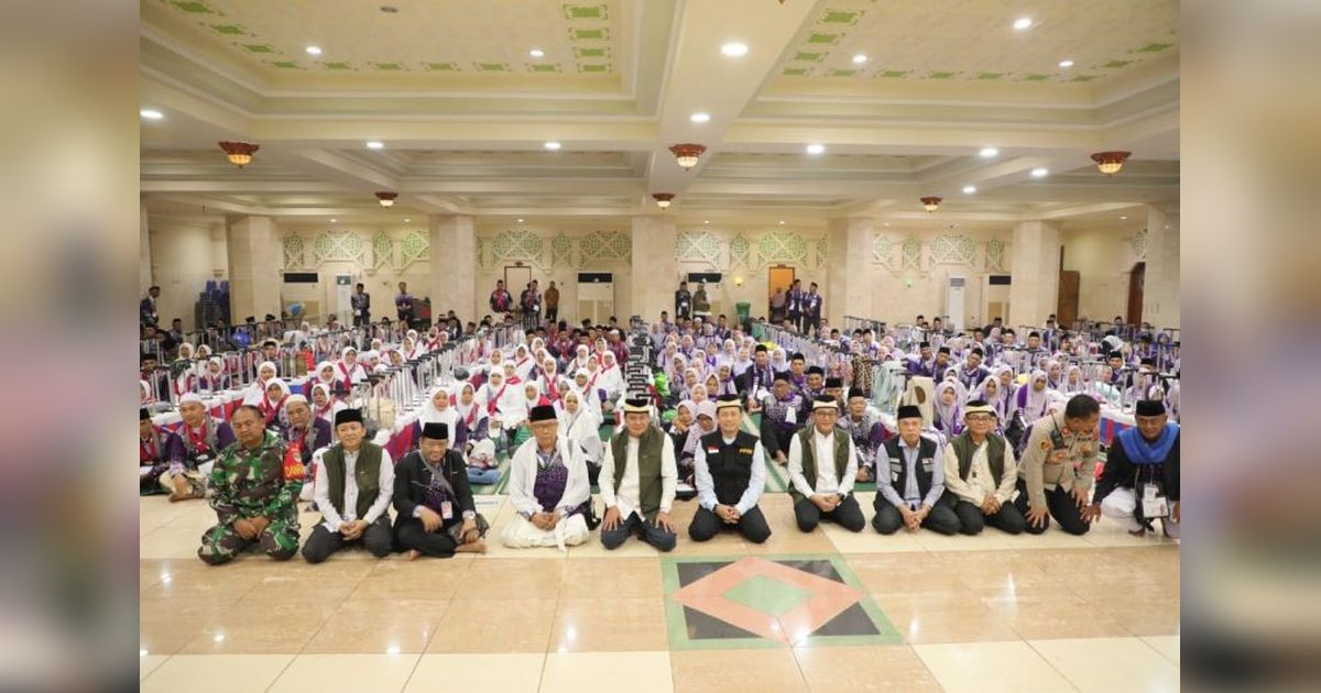1.179 Calon Haji Tangerang Berangkat ke Tanah Suci