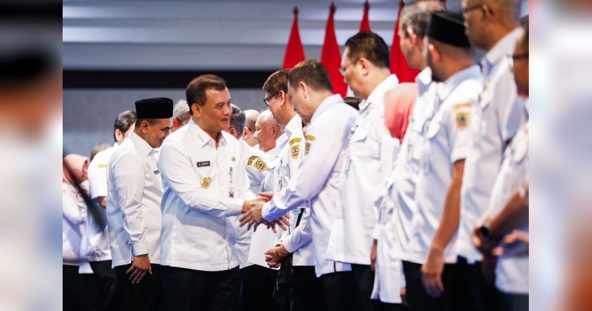 Gubernur Jateng Tegaskan: Tak Ada Pejabat Titipan dalam Mutasi Terbaru!