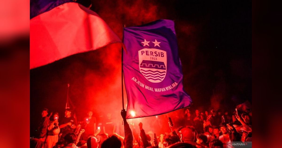 Persib Bandung Juara Liga 1 Dua Musim Berturut-Turut: Konsistensi, Kerja Keras, dan Sinergi yang Membawa Kejayaan