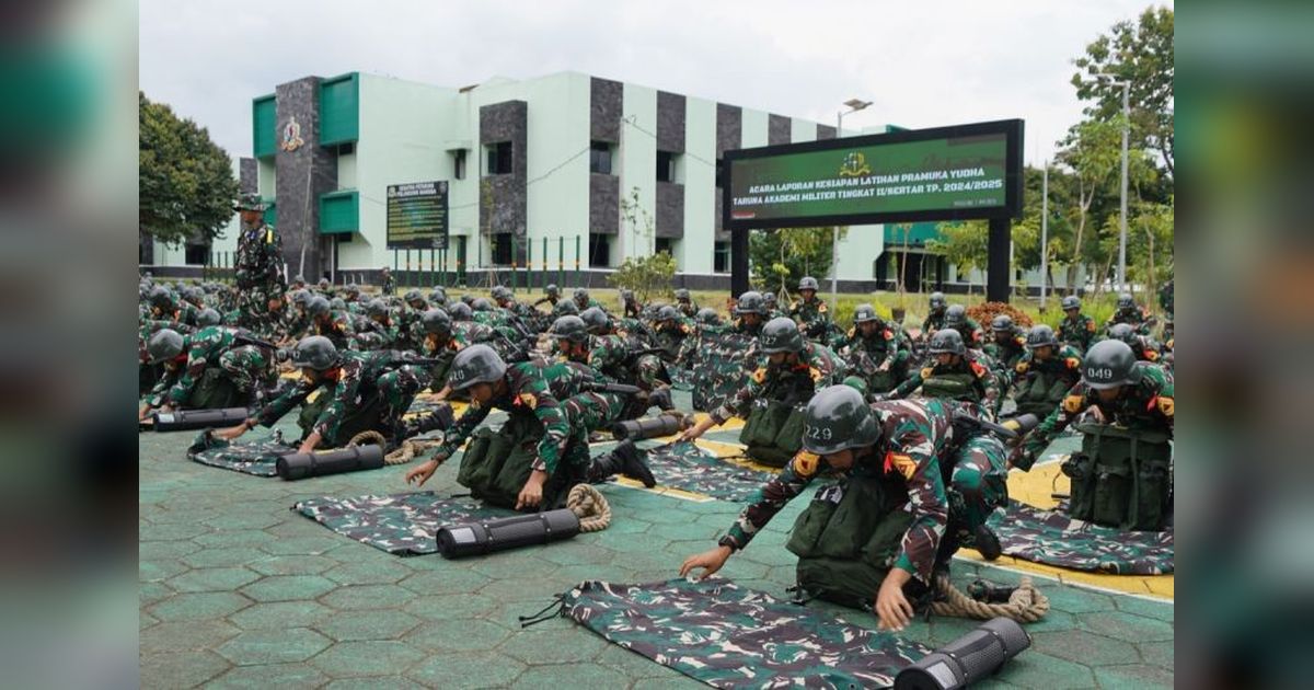 Latihan Pramuka Yudha Akmil: Uji Kemampuan Taruna di Medan Latihan