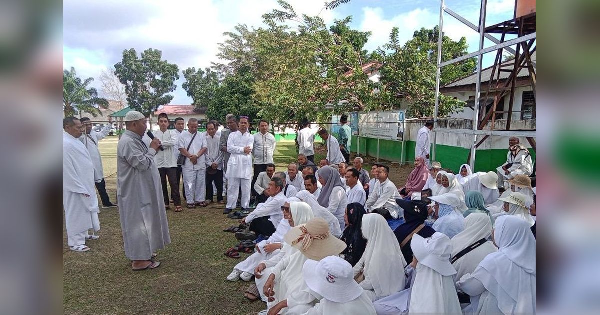 70 Calon Haji Bangka Masuk Asrama Haji 9 Mei 2025