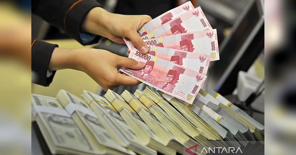 Rupiah Melemah 10 Poin, Tembus Rp16.546 per Dolar AS