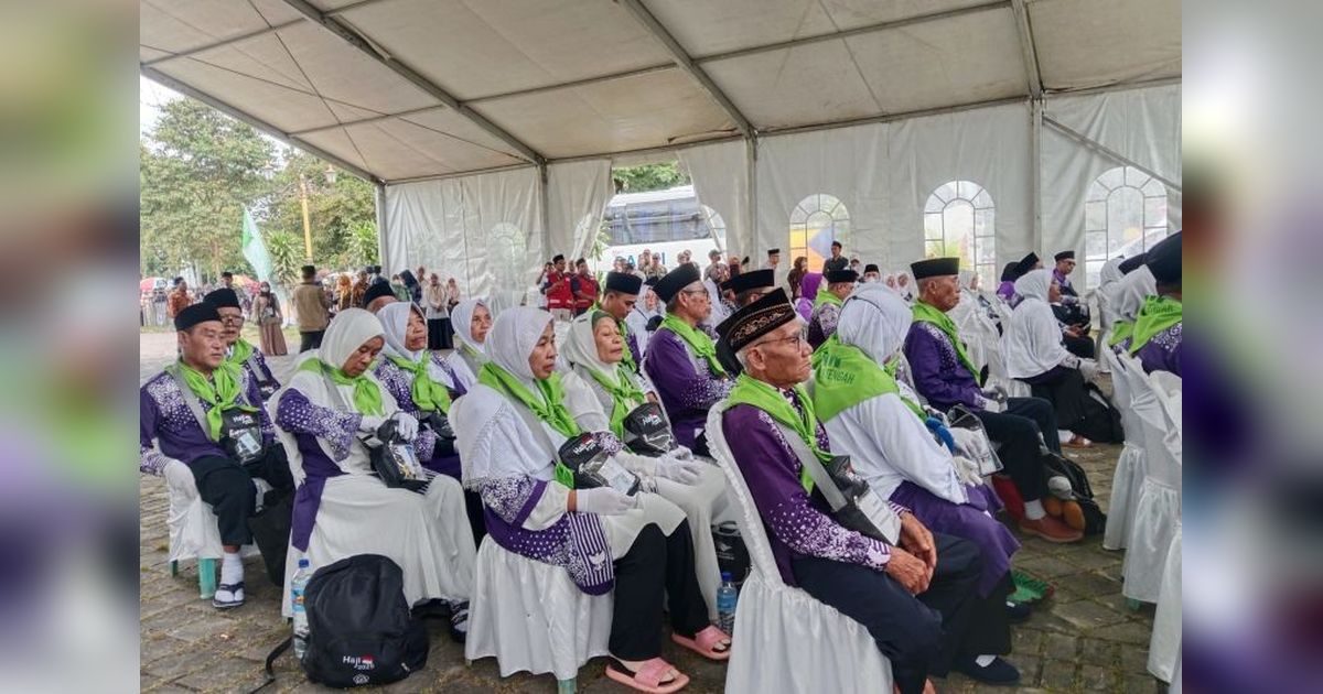 816 Calon Haji Lombok Tengah Berangkat ke Tanah Suci
